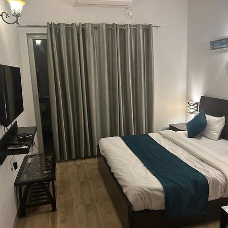 Hotel Anandan Citrine Vrindāvan Exteriér fotografie