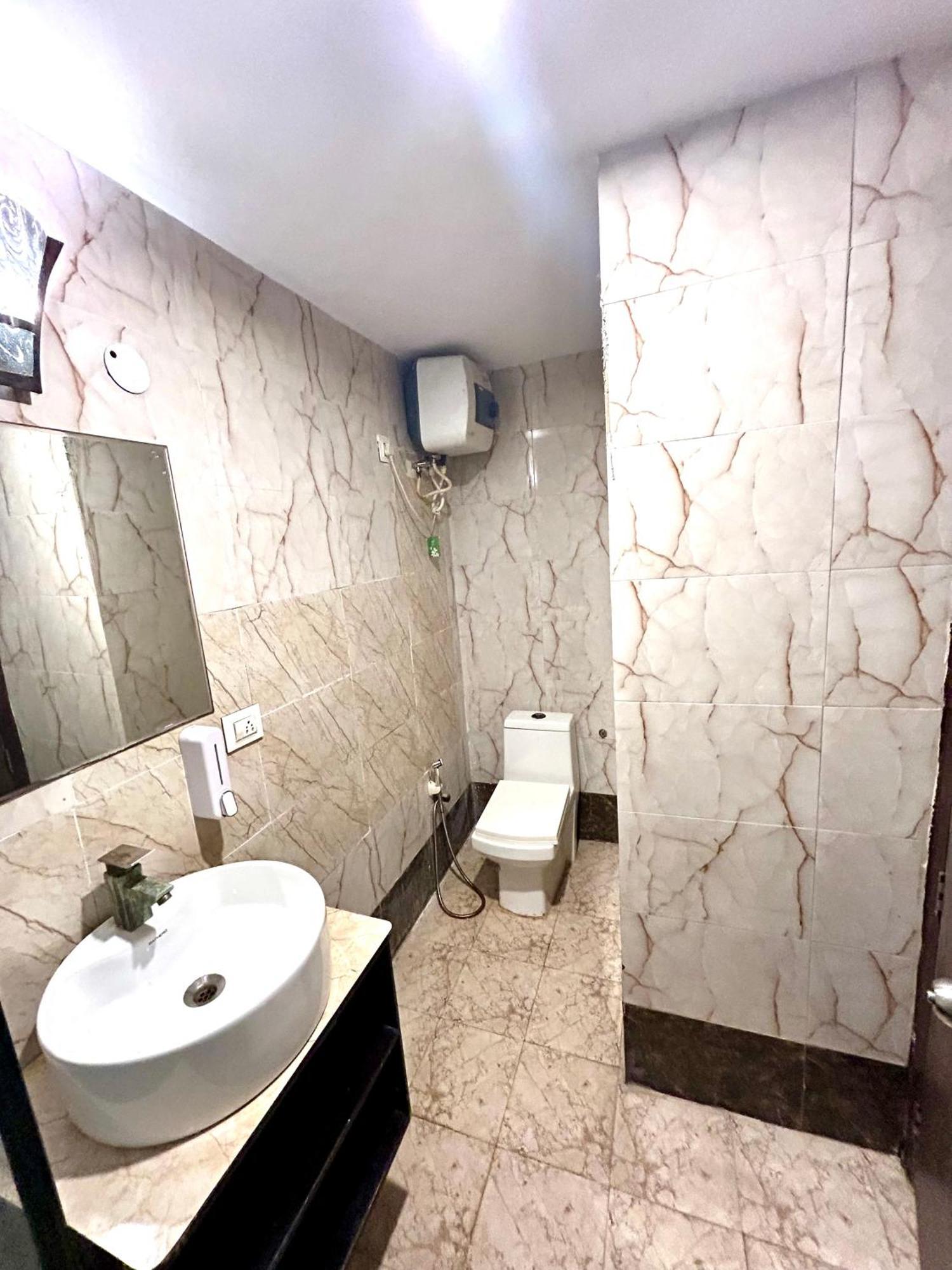 Hotel Anandan Citrine Vrindāvan Exteriér fotografie