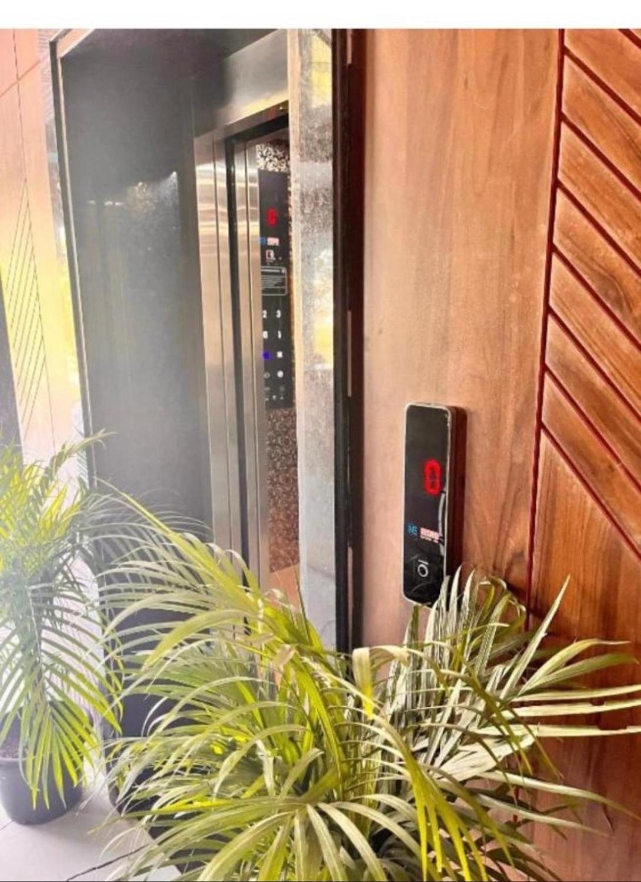 Hotel Anandan Citrine Vrindāvan Exteriér fotografie